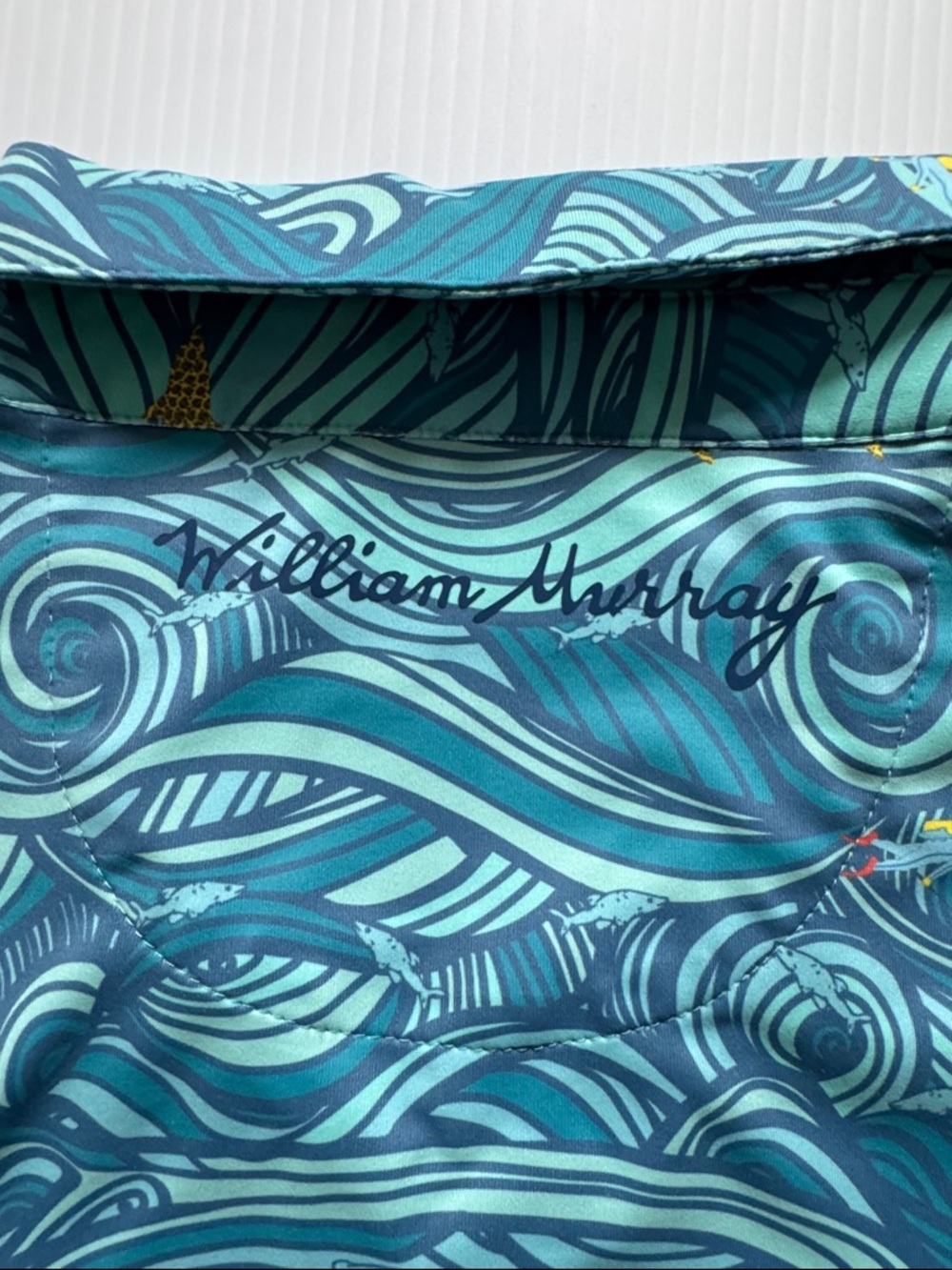 William Murray polo featuring a "The Rough Life" wave pattern. Men’s size XL - Picture 11 of 11